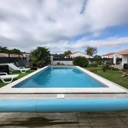 Holiday home Chez Laurence Et Yvan